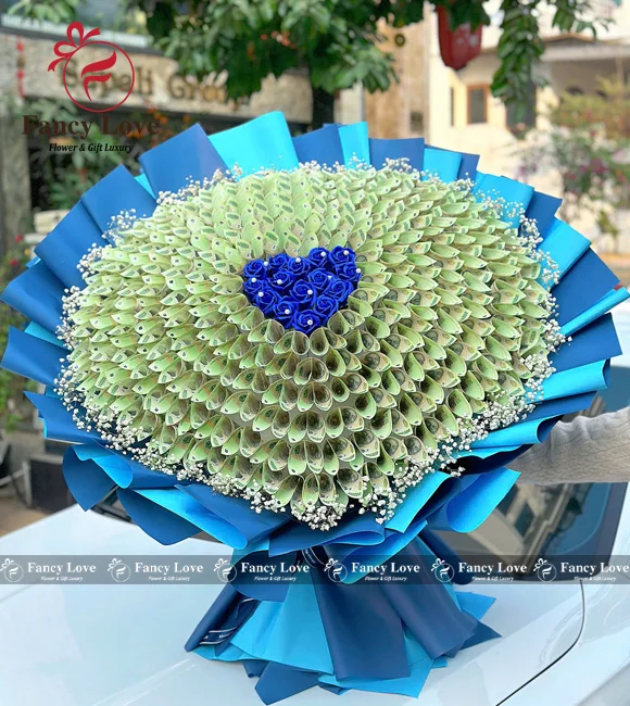 Bó hoa 200 tờ 100k trái tim xanh
