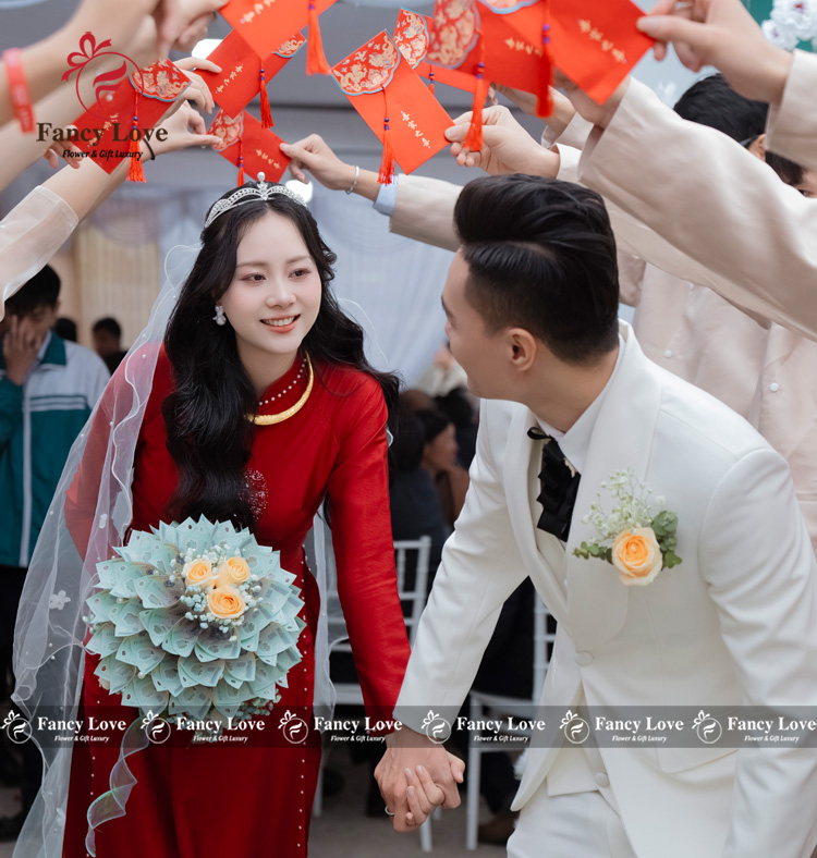 bó hoa cưới cầm tay bằng tiền 500k