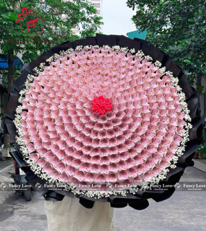 Bó hoa tiền 300 tờ 50k siêu to khổng lồ