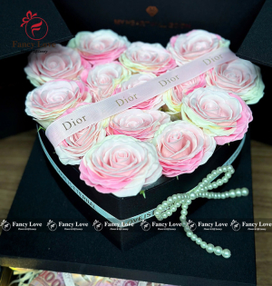 Hộp quà tặng tiền trái tim black pink sang chảnh