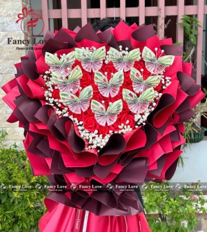 Bó hoa hồng sáp mix tiền đỏ đô