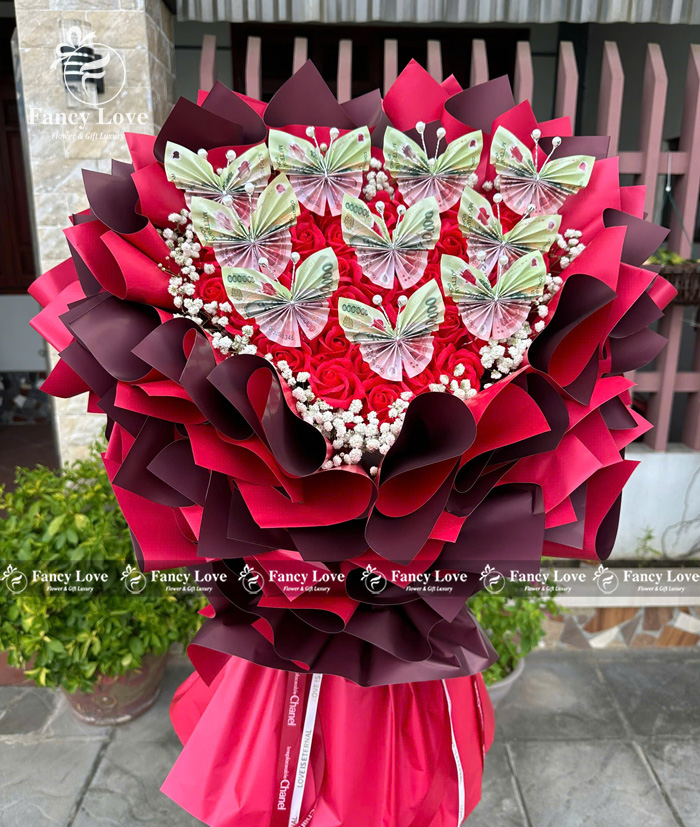 Bó hoa hồng sáp mix tiền đỏ đô