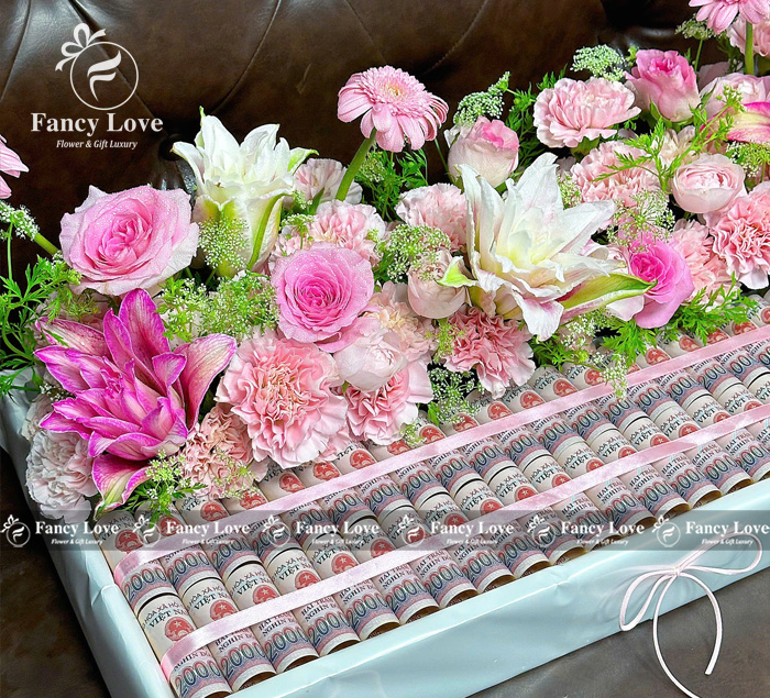 Khay hoa tiền 50 tờ 200k mix hoa tươi